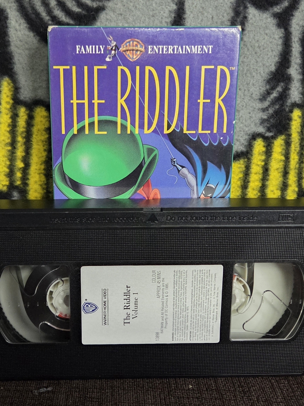 Batman And Robin: The Riddler VHS - Picture 5 of 5